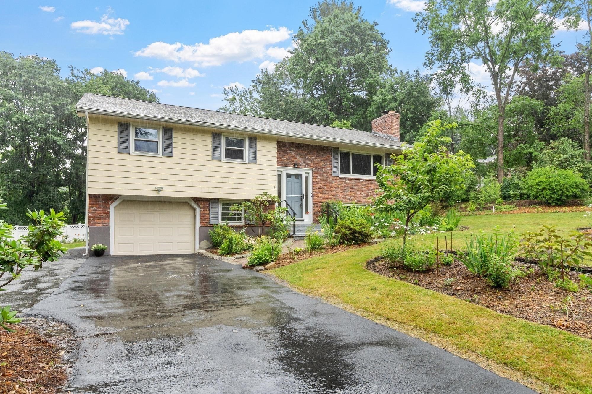 2 Purcell Drive, Chelmsford, MA 01824