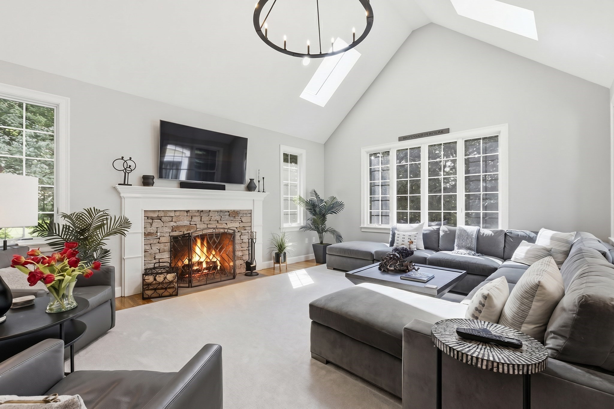 22 Hutchinson, Marlborough, MA 01752 - Image 12
