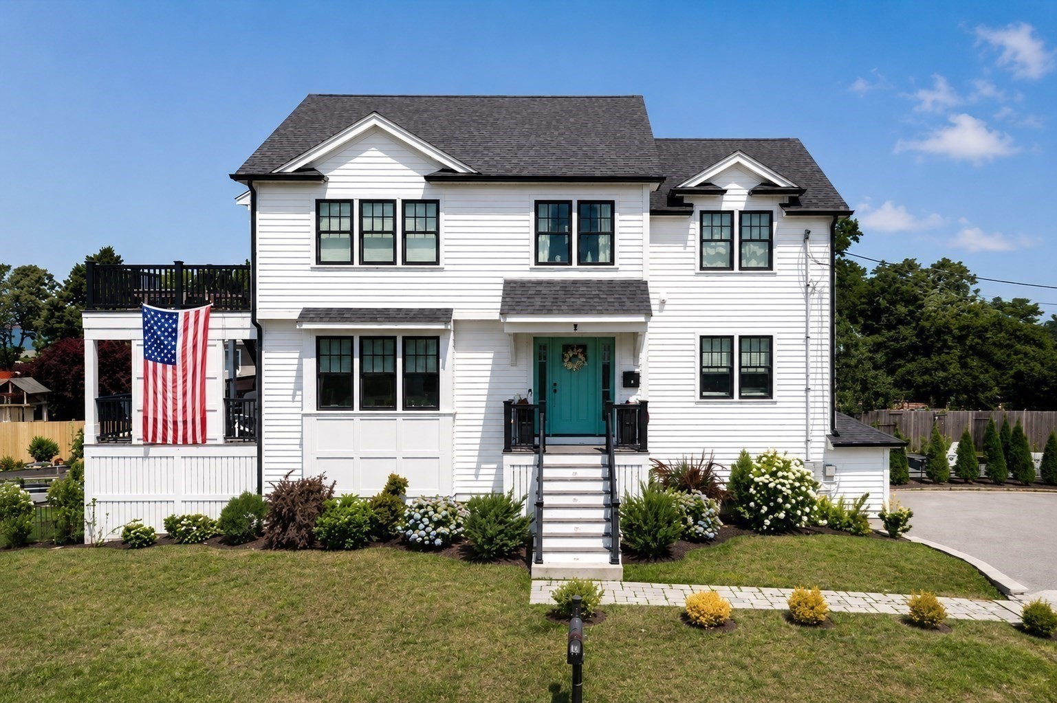 5 Vernon Avenue, Hull, MA 02045