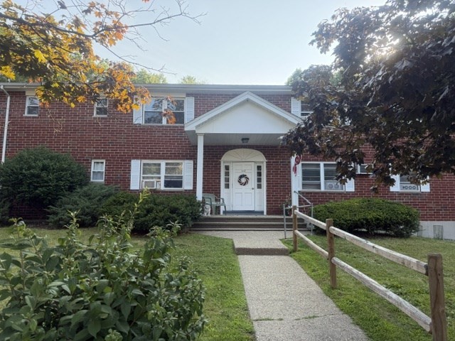 112 Litchfield  Pines Drive Unit C, Leominster, MA 01453