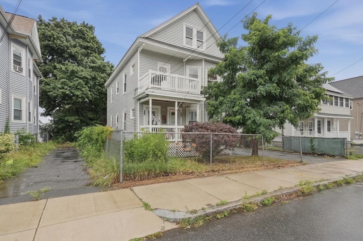 179 Oakland Avenue, Methuen, MA 01844