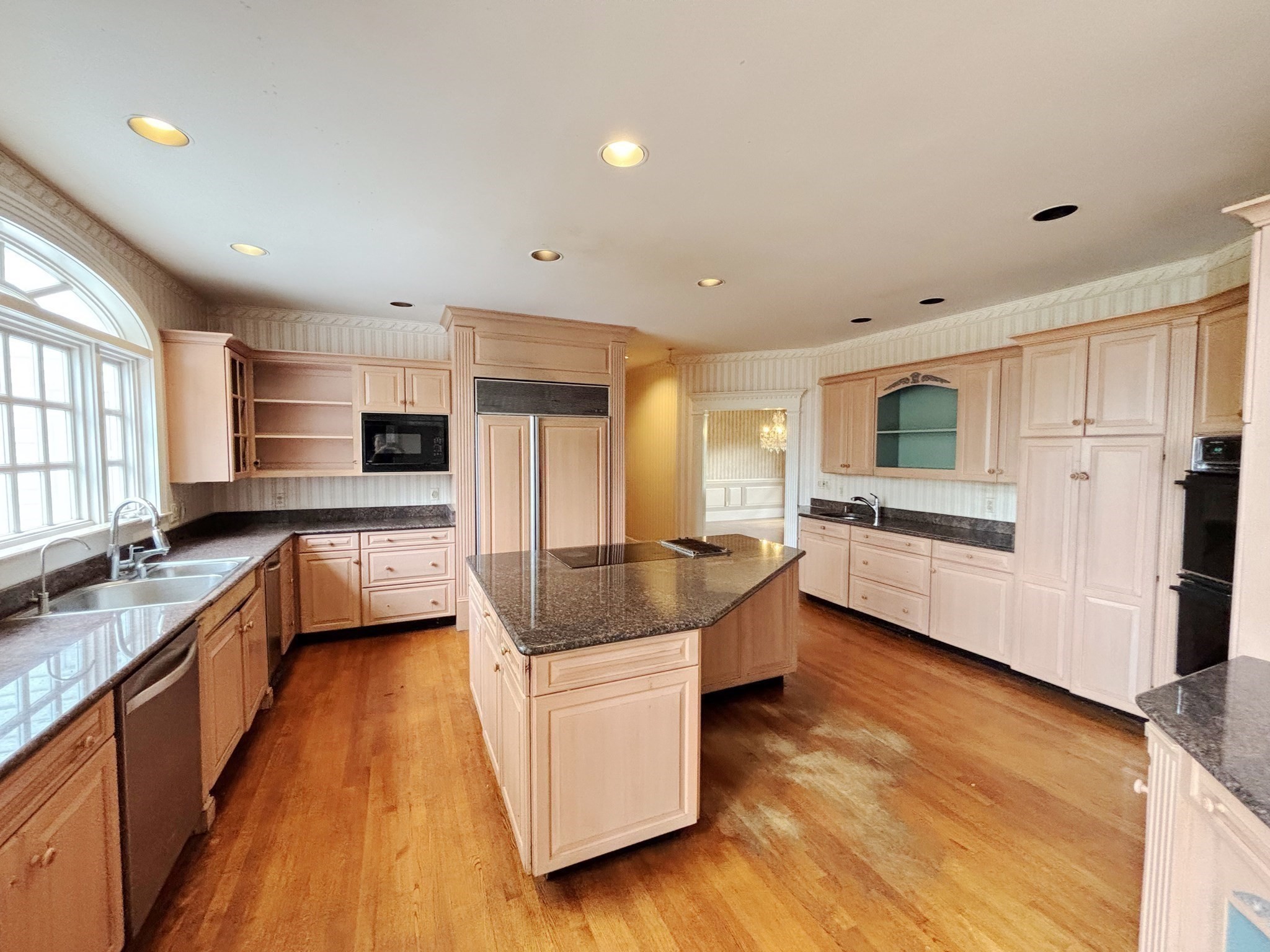 32 Solomon Pierce Road, Lexington, MA 02421 - Image 12
