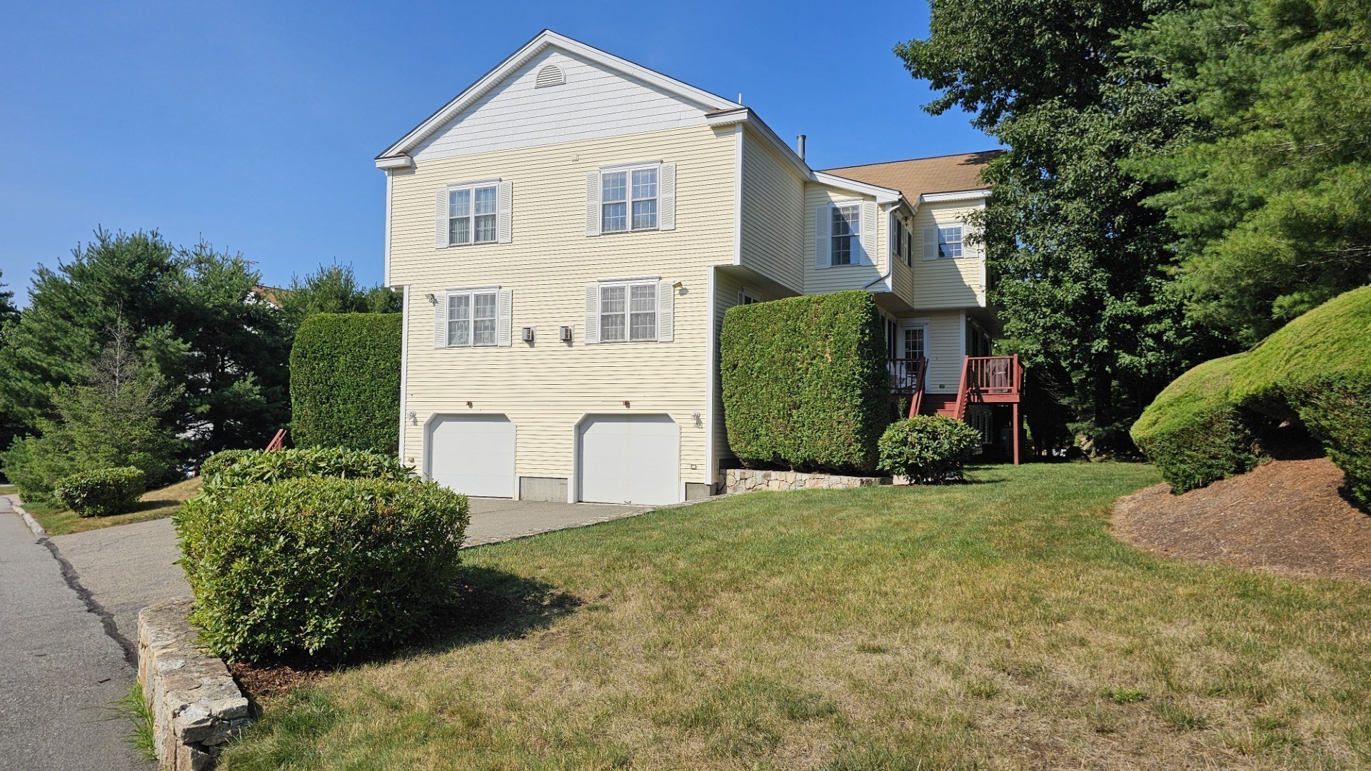 10 Paul Revere Path Unit 10, Hopkinton, MA 01748