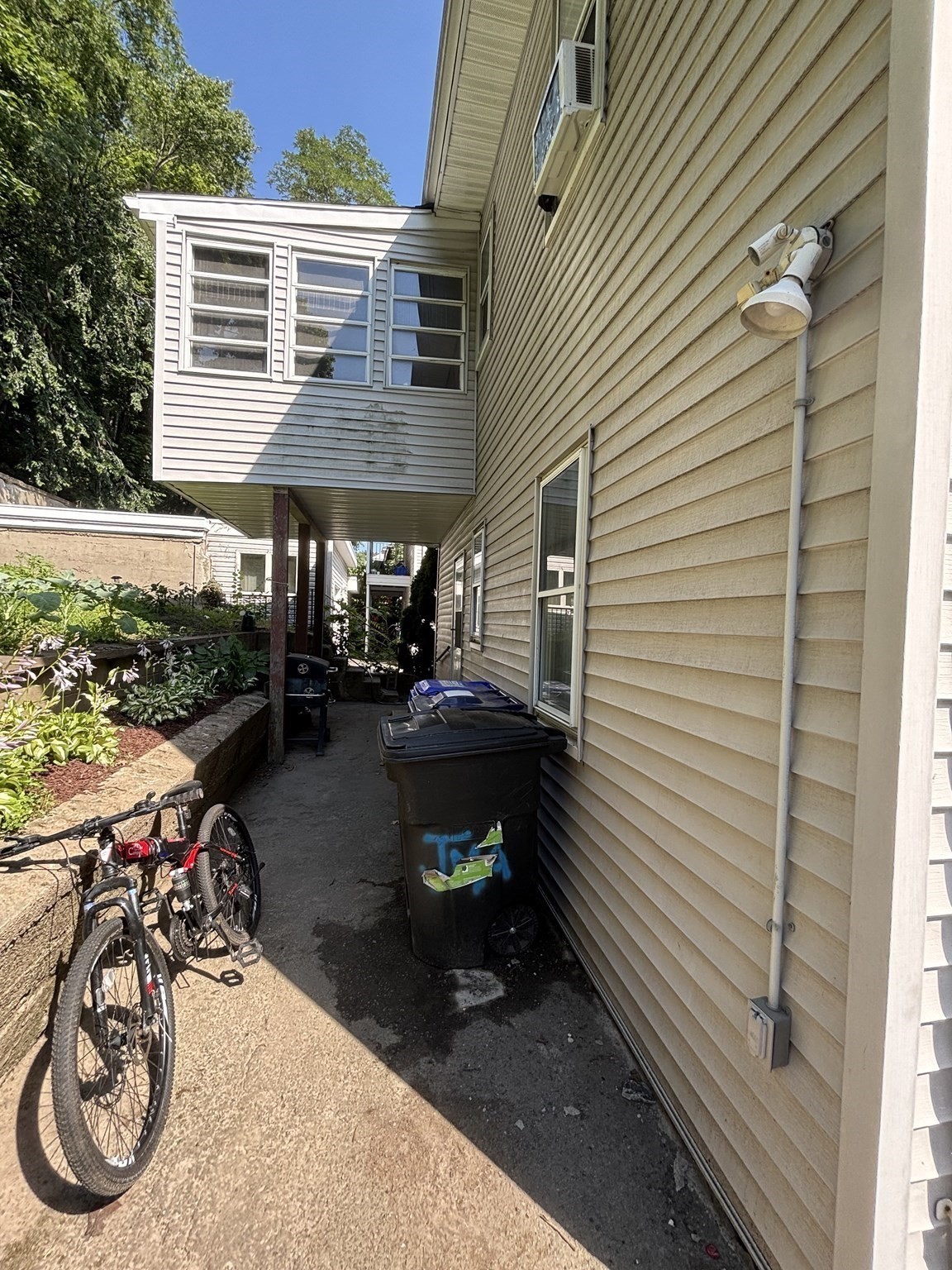 207 Gladstone St, East Boston, Boston, MA 02128 - Image 5