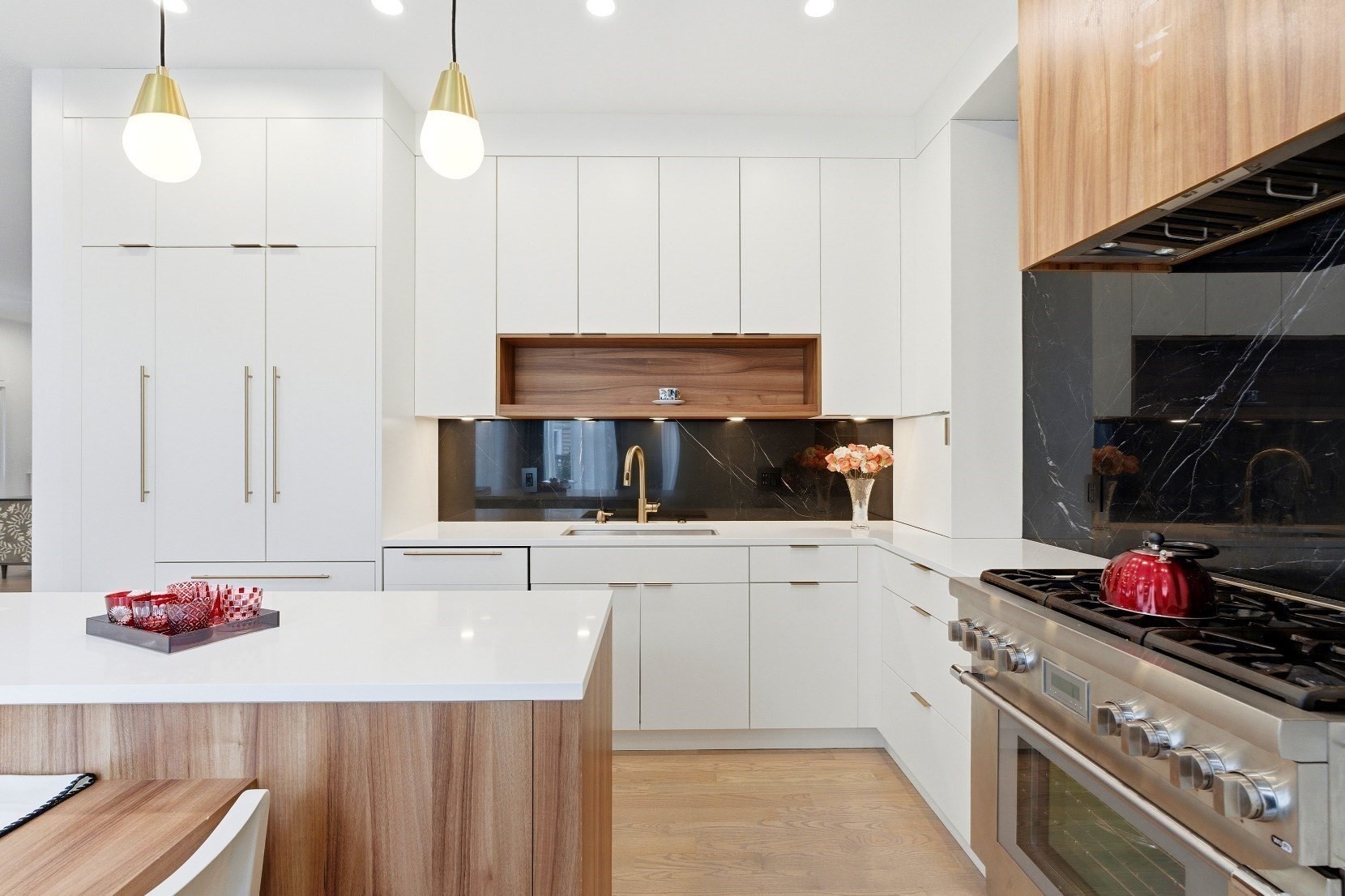 70 Walker St Unit Front, Newton, MA 02460