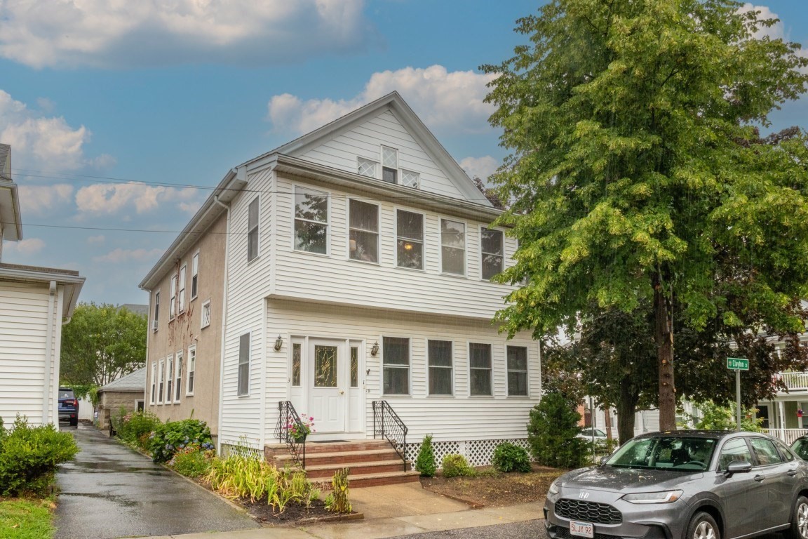3 Clayton St Unit 3, Watertown, MA 02472