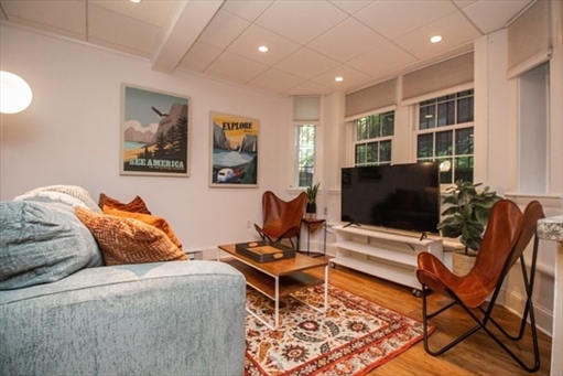 1253 Beacon St, Apt 4BB