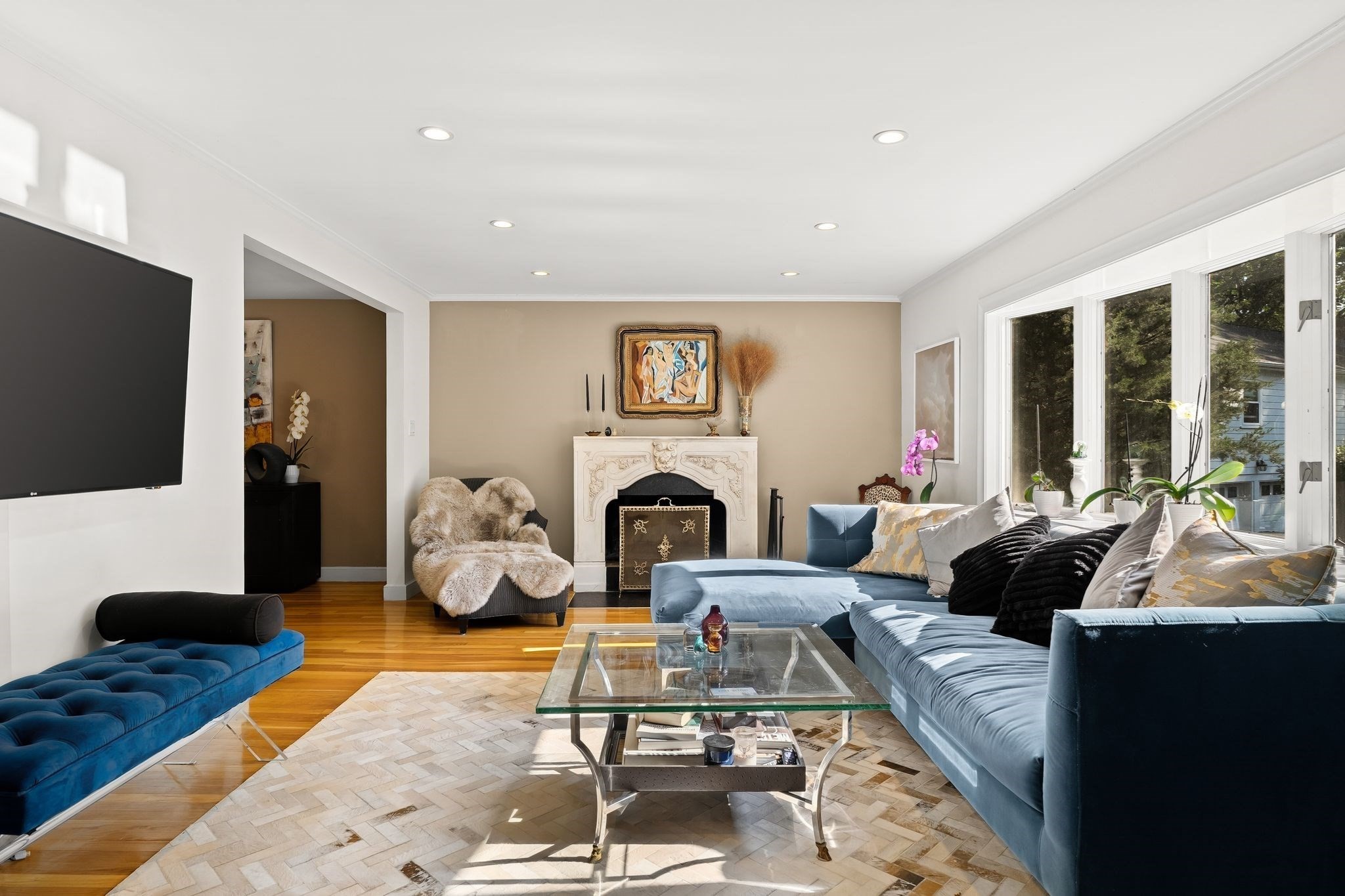 44 Windemere Rd, Wellesley, MA 02481