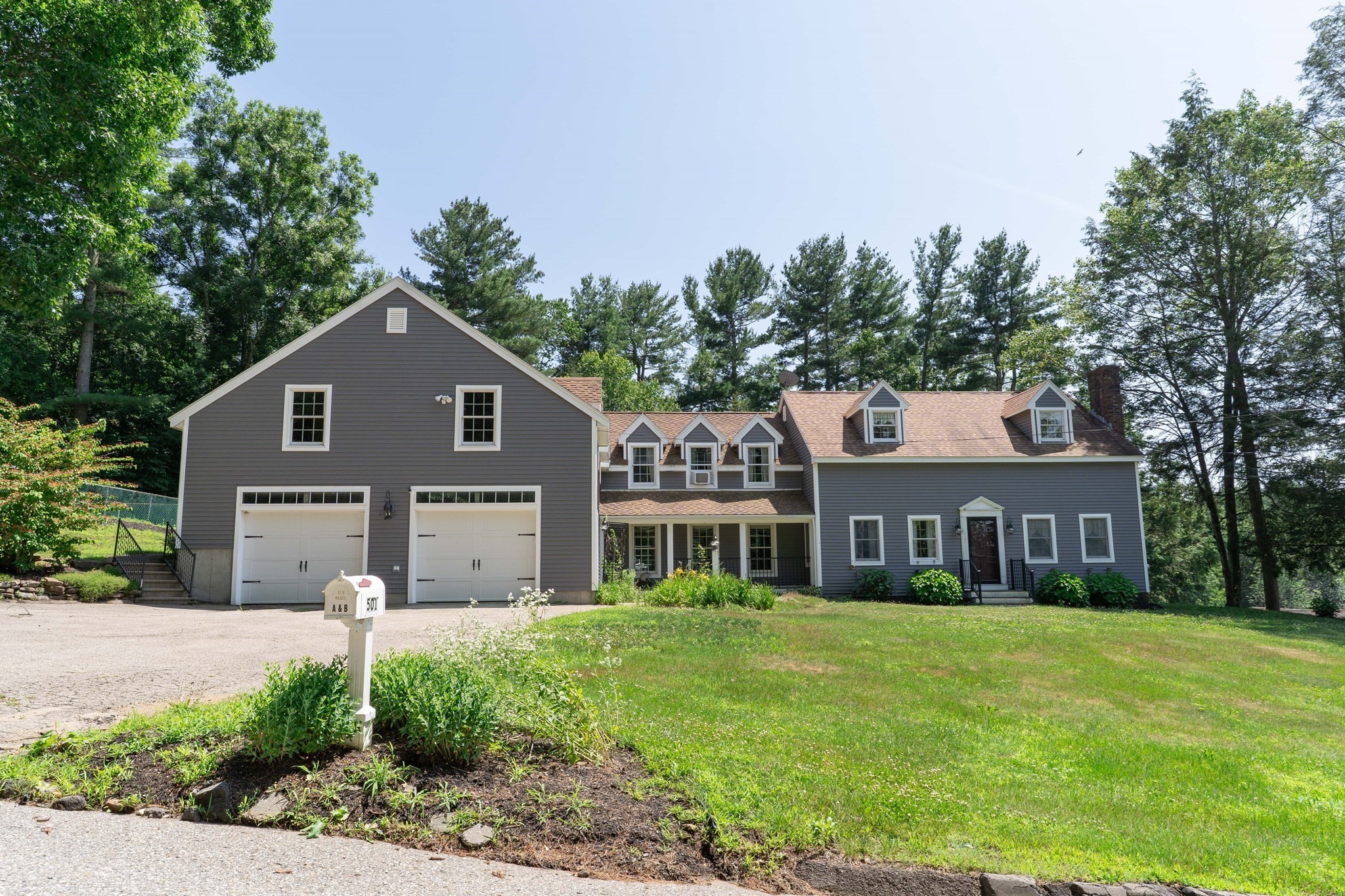 501 Wine Rd, New Braintree, MA 01531