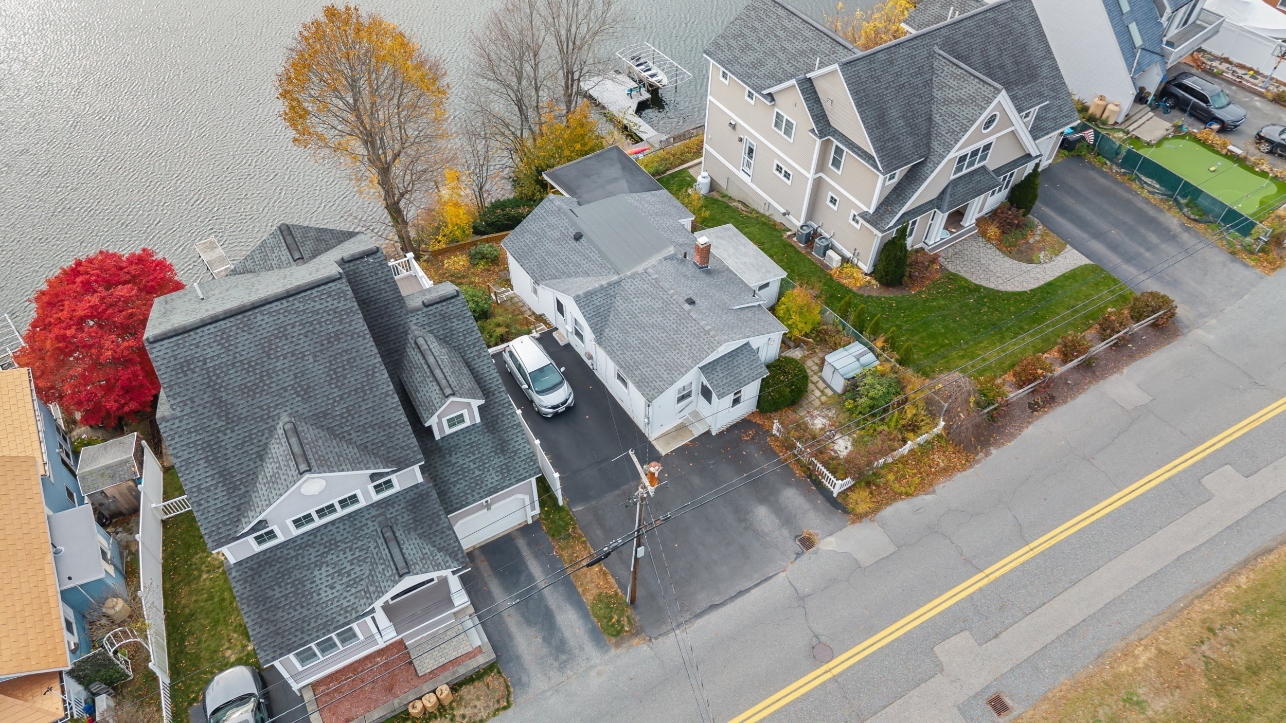 21 Edgemere Blvd, Shrewsbury, MA 01545