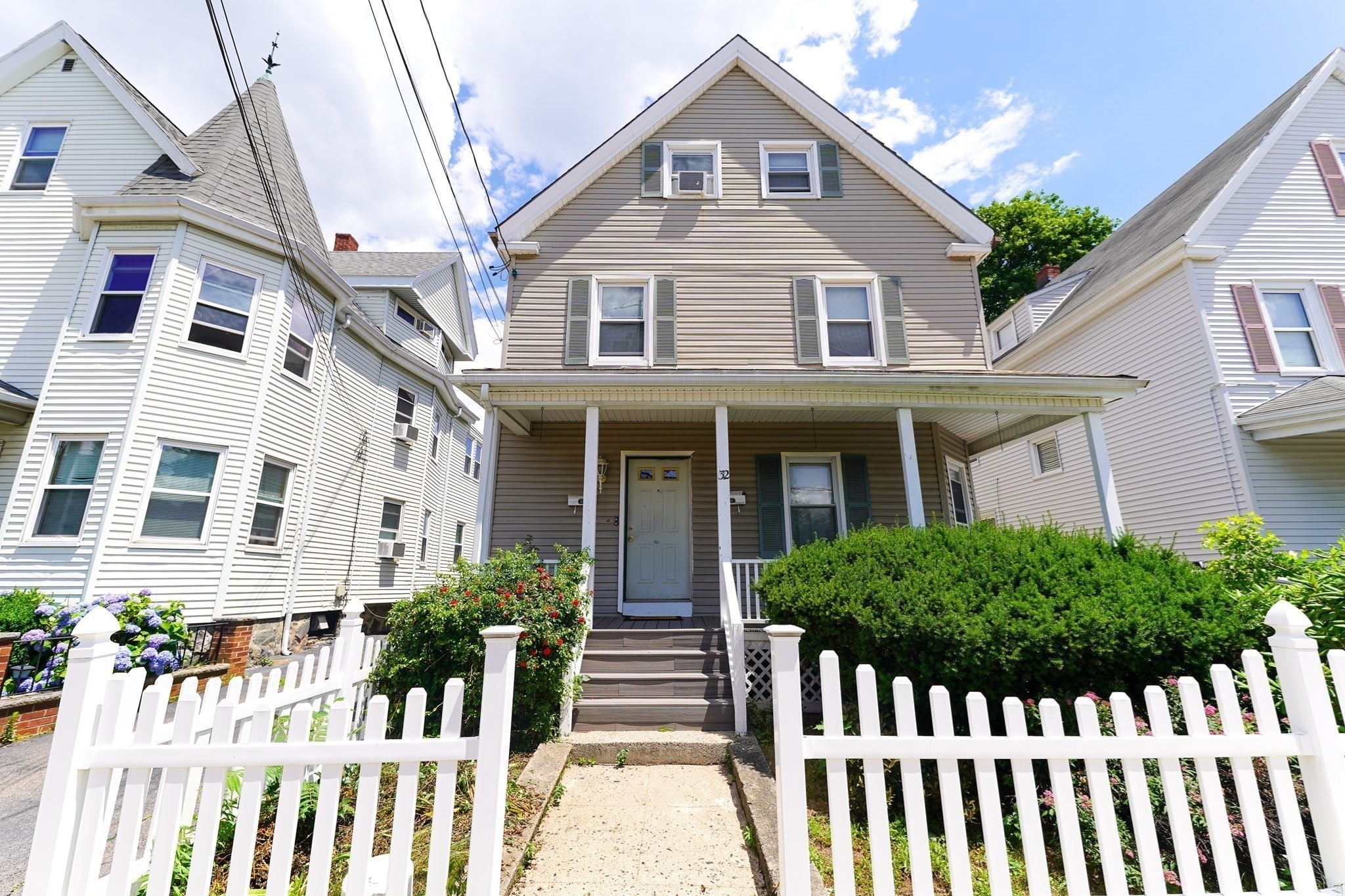 32 Myrtle St, Malden, MA 02148