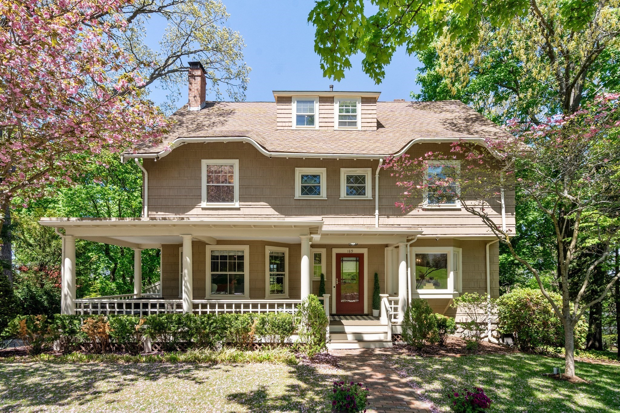 189 Mount Vernon Street, Newton, MA 02465