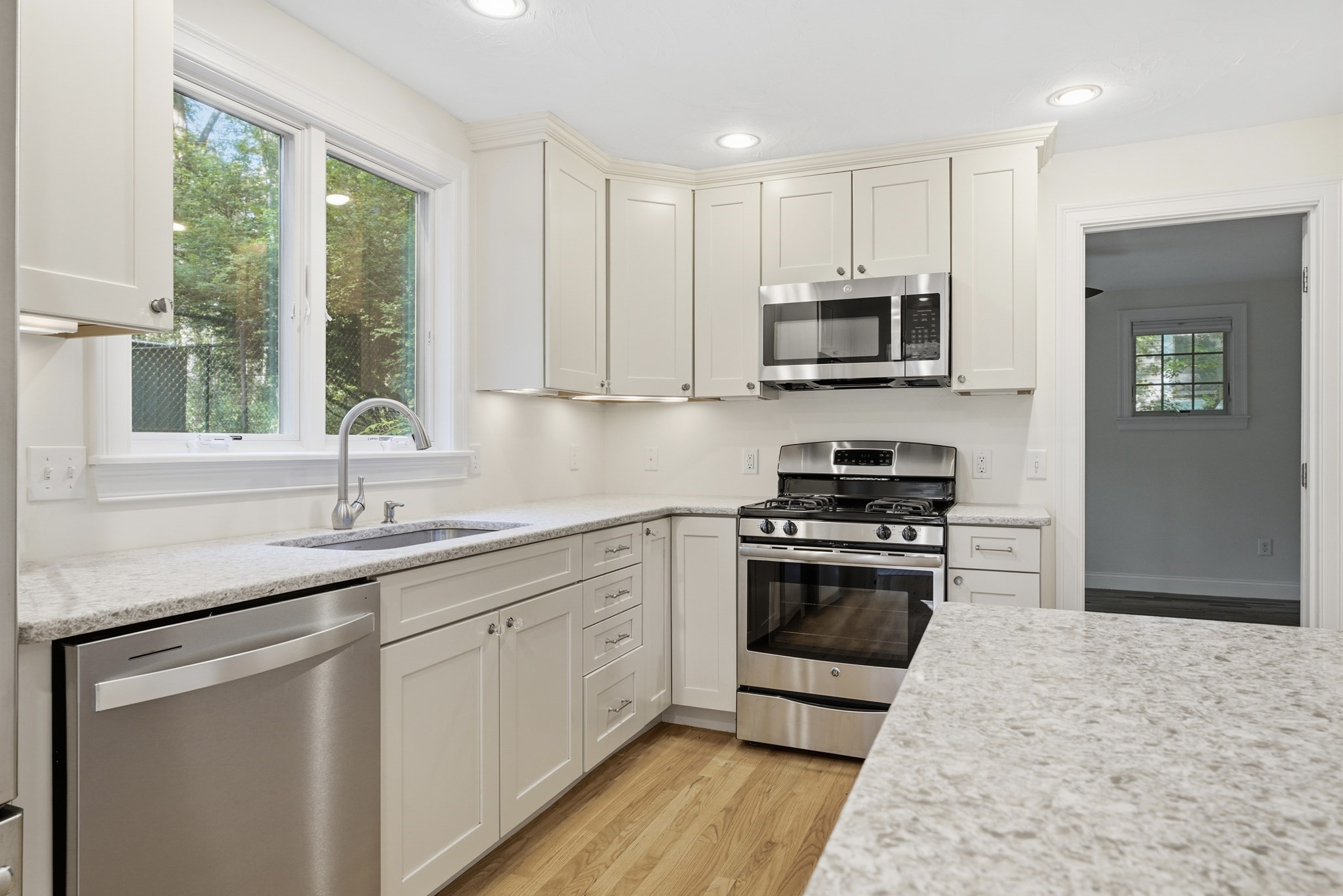 10 Mayflower Path, Wayland, MA 01778 - Image 7