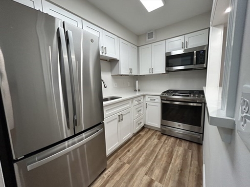 17 Bowdoin, Apt 1B