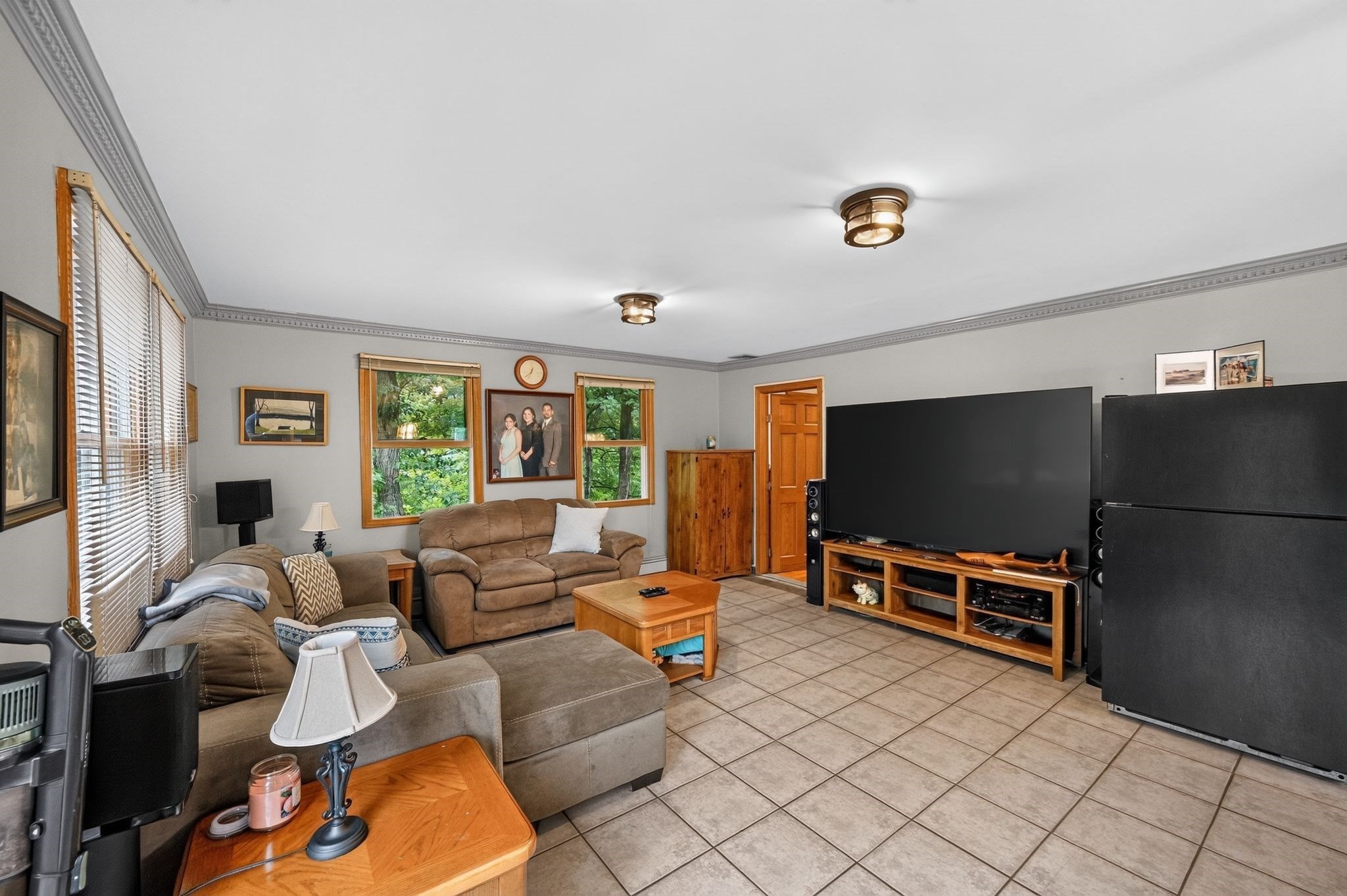 279 Sprague St, Dedham, MA 02026 - Image 4