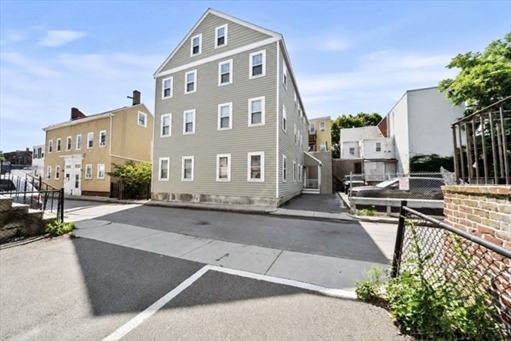 55 Cherry St, Apt 1