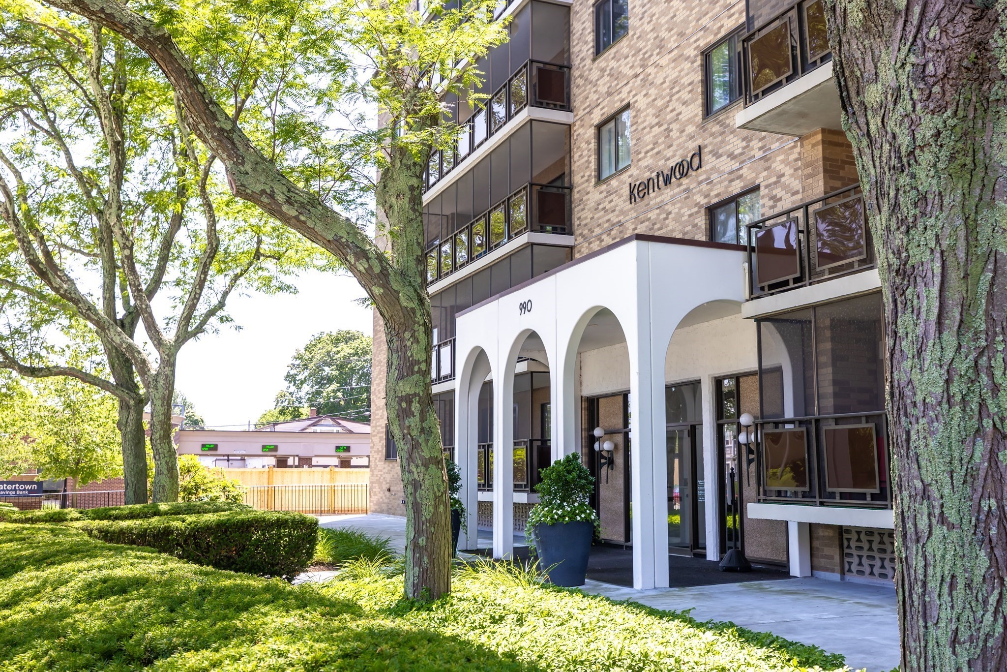 990 Massachusetts Ave Unit F11, Arlington, MA 02476