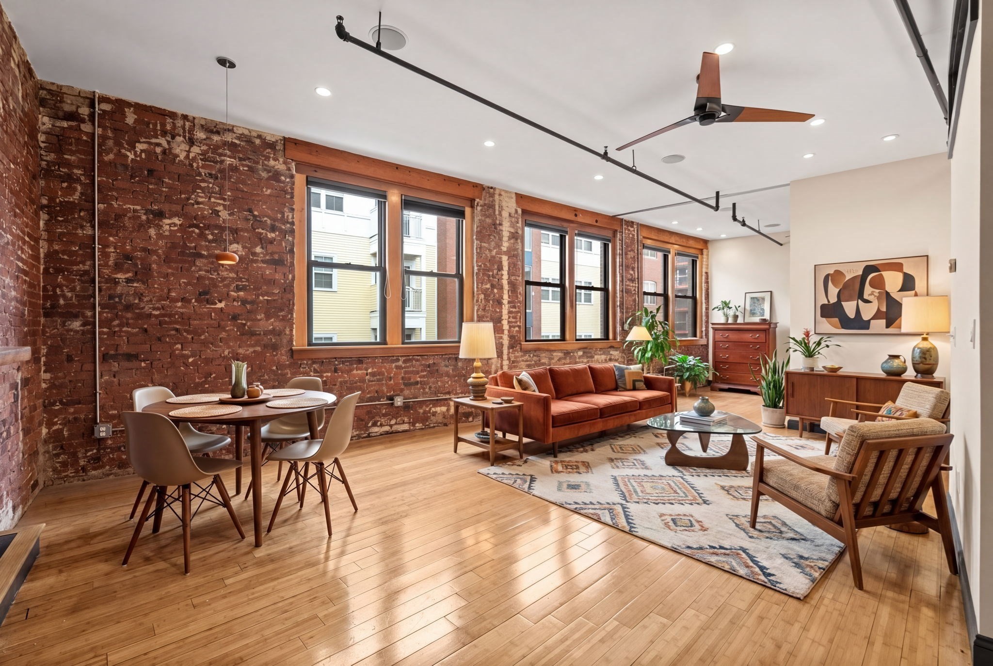 27 Fayette St Unit 302, Beverly, MA 01915