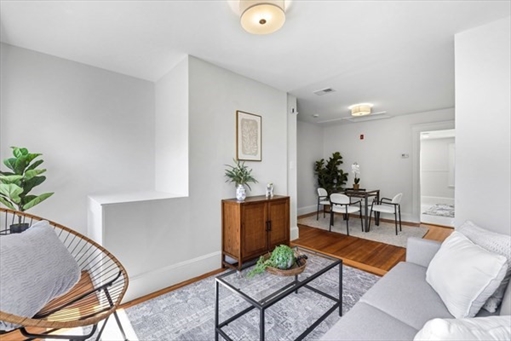 16 Clarkwood St, Apt #3