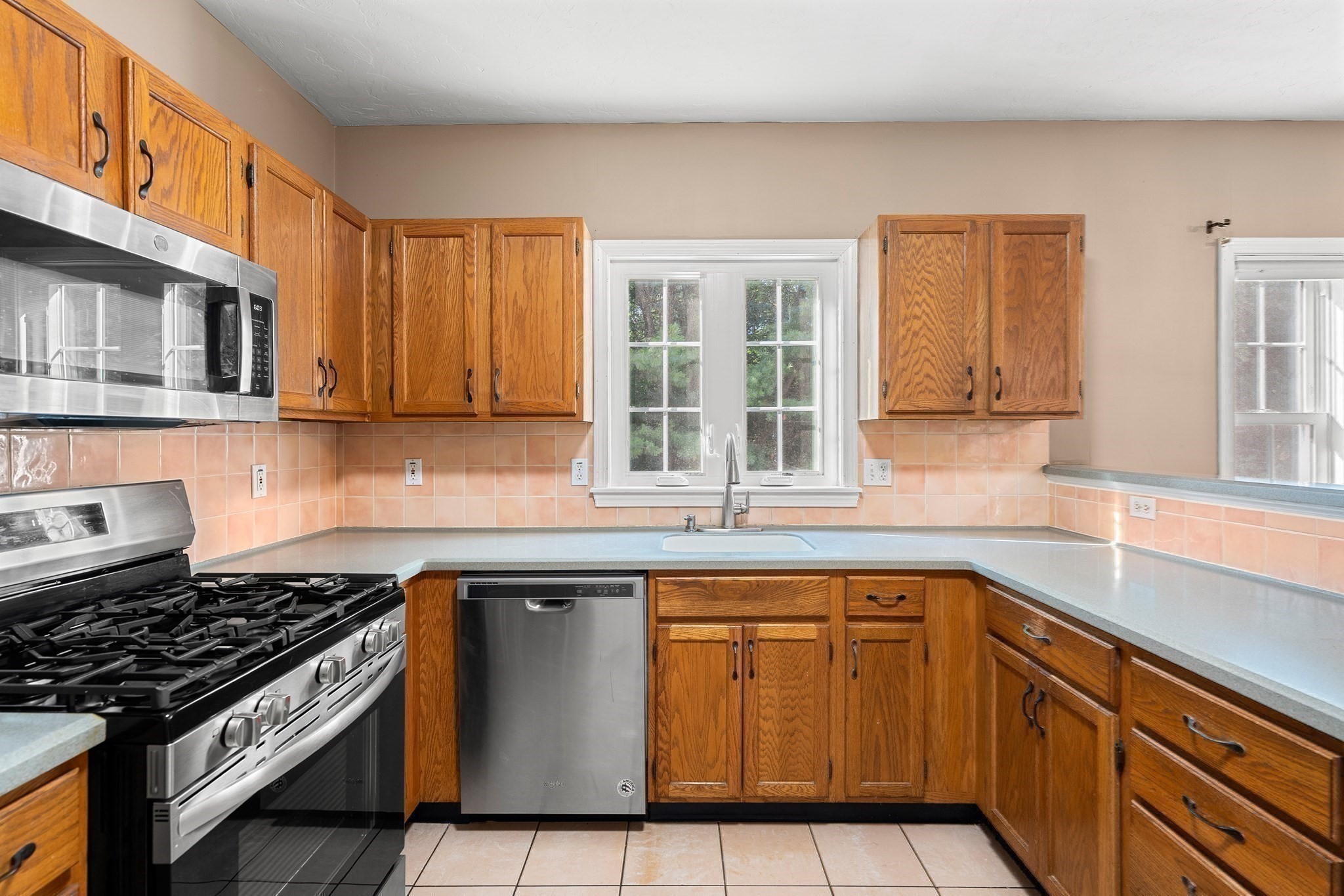 290 Allerton Commons Ln Unit 290, Braintree, MA 02184 - Image 12