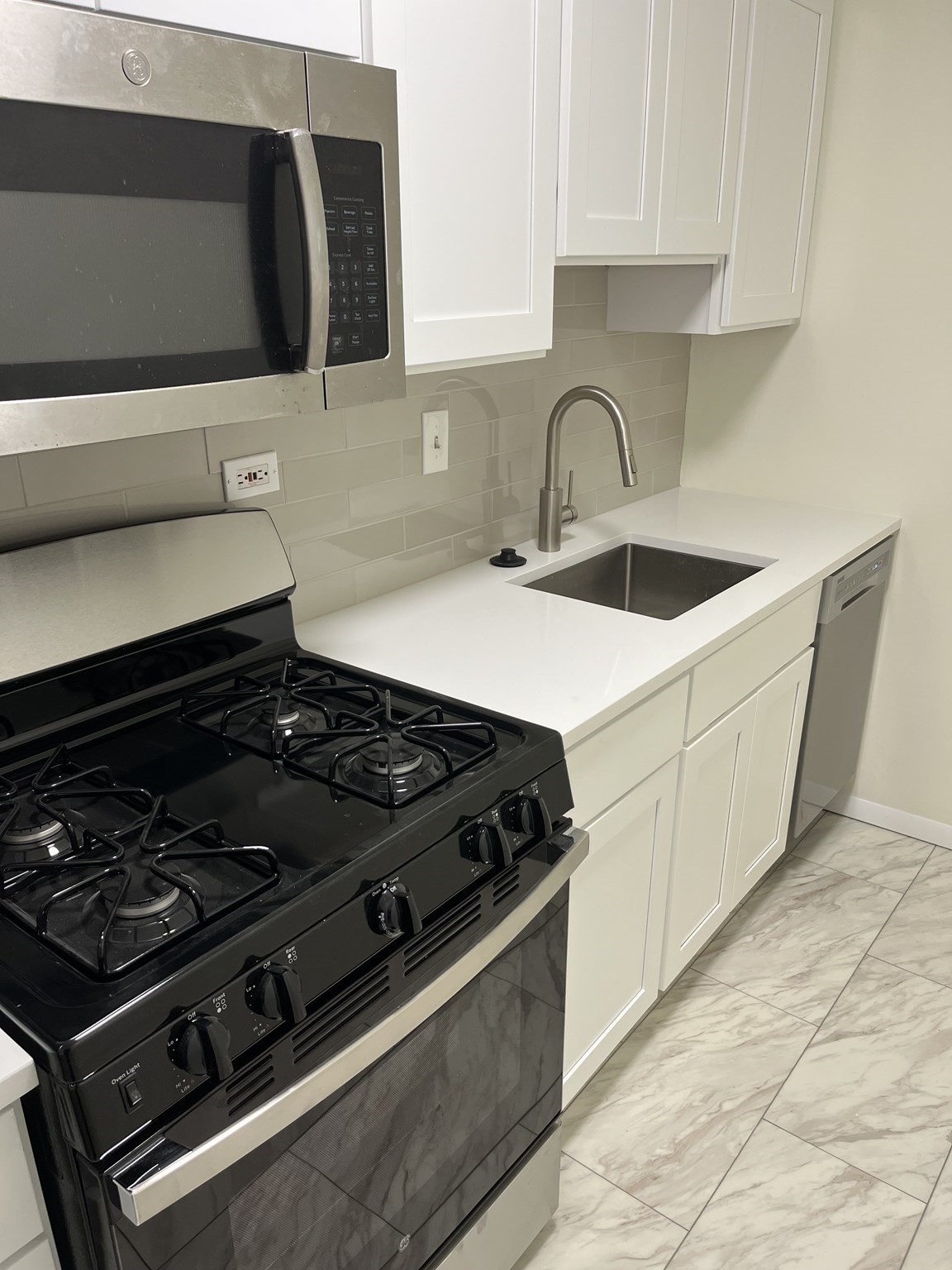 6 Whittier Pl Unit 17G, West End, Boston, MA 02114 - Image 7
