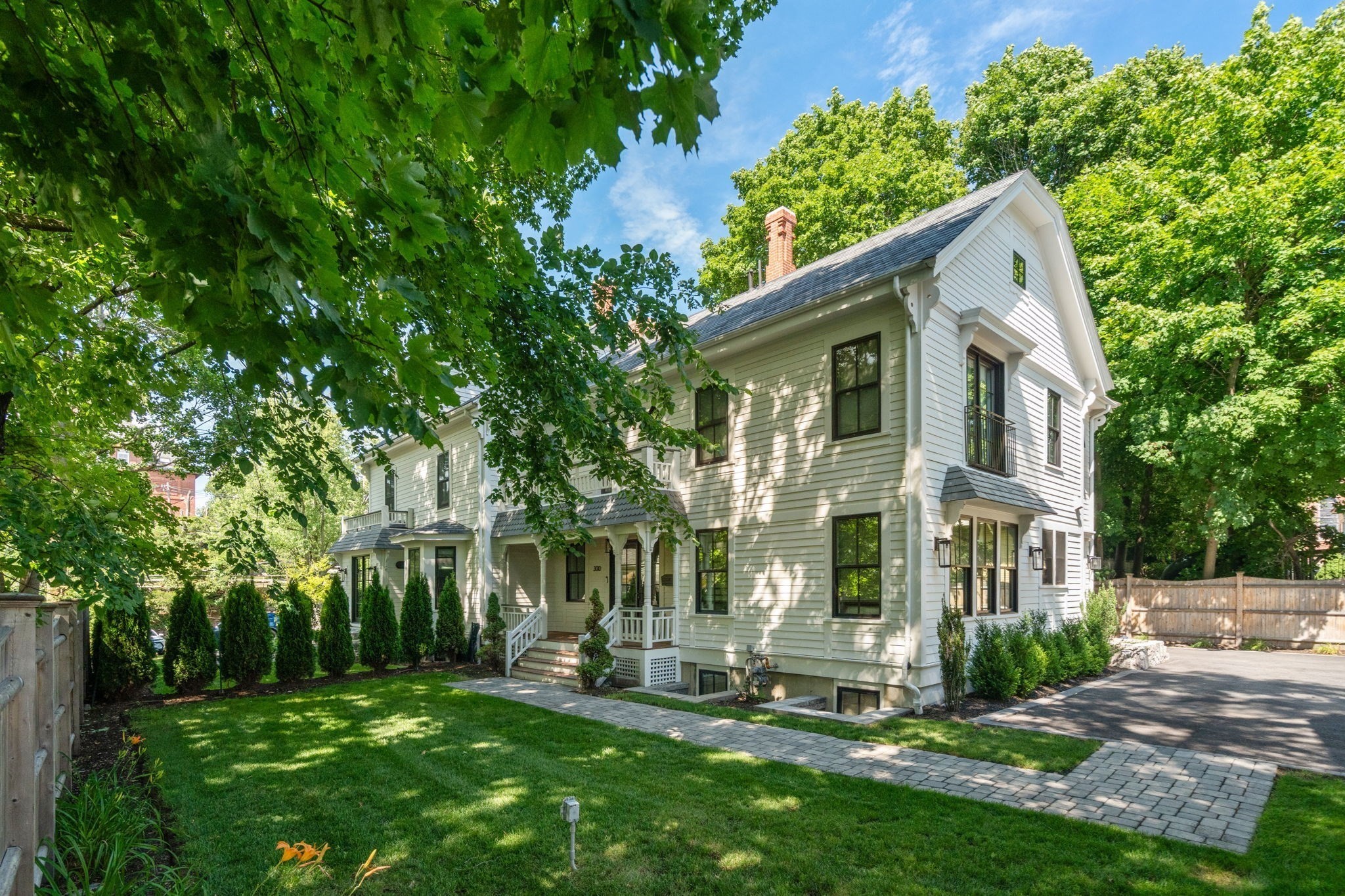 300 Elliot Street Unit 2, Newton, MA 02464