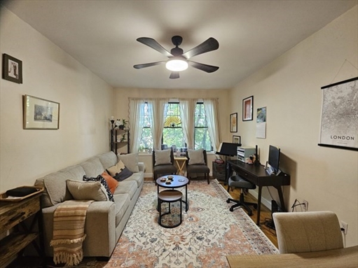 1999 Commonwealth Ave, Apt 11