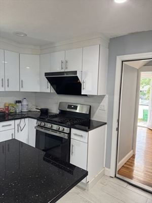 415 Parker St, Apt 1