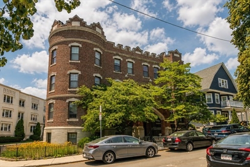 61 Quint Ave, Apt 2