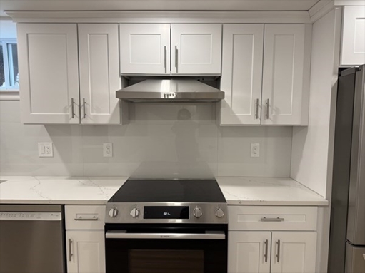 10 Beech St, Apt 1
