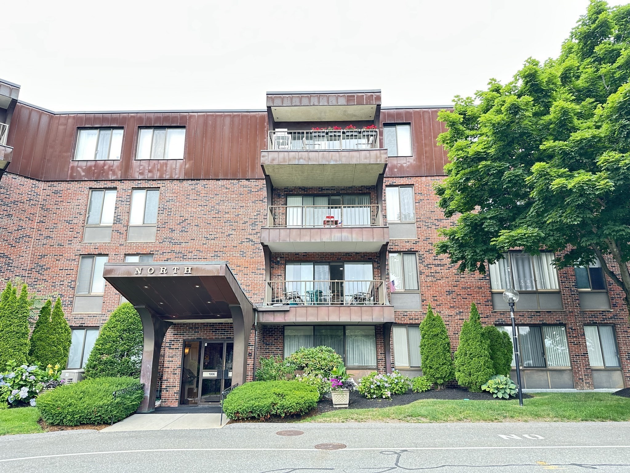 1006 Paradise Rd Unit 4PN, Swampscott, MA 01907