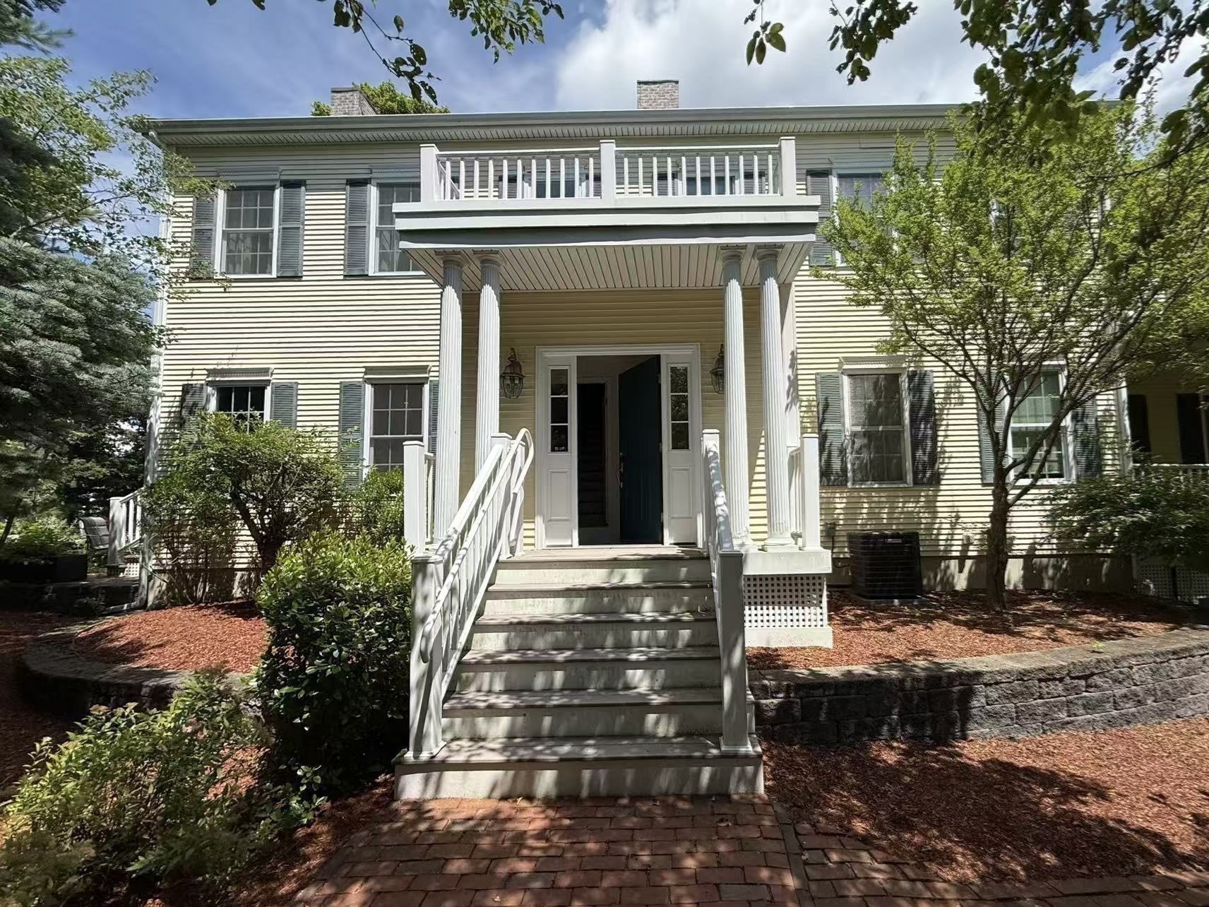139 Prospect St Unit 1, Acton, MA 01720
