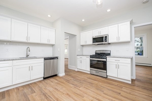 39 Perry St, Apt 1