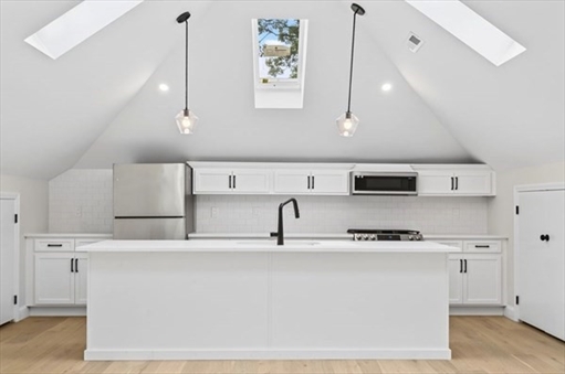 57 Nottinghill Road, Apt 3