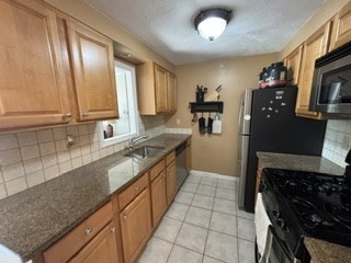 56 Townsend St Unit A7, Abington, MA 02351