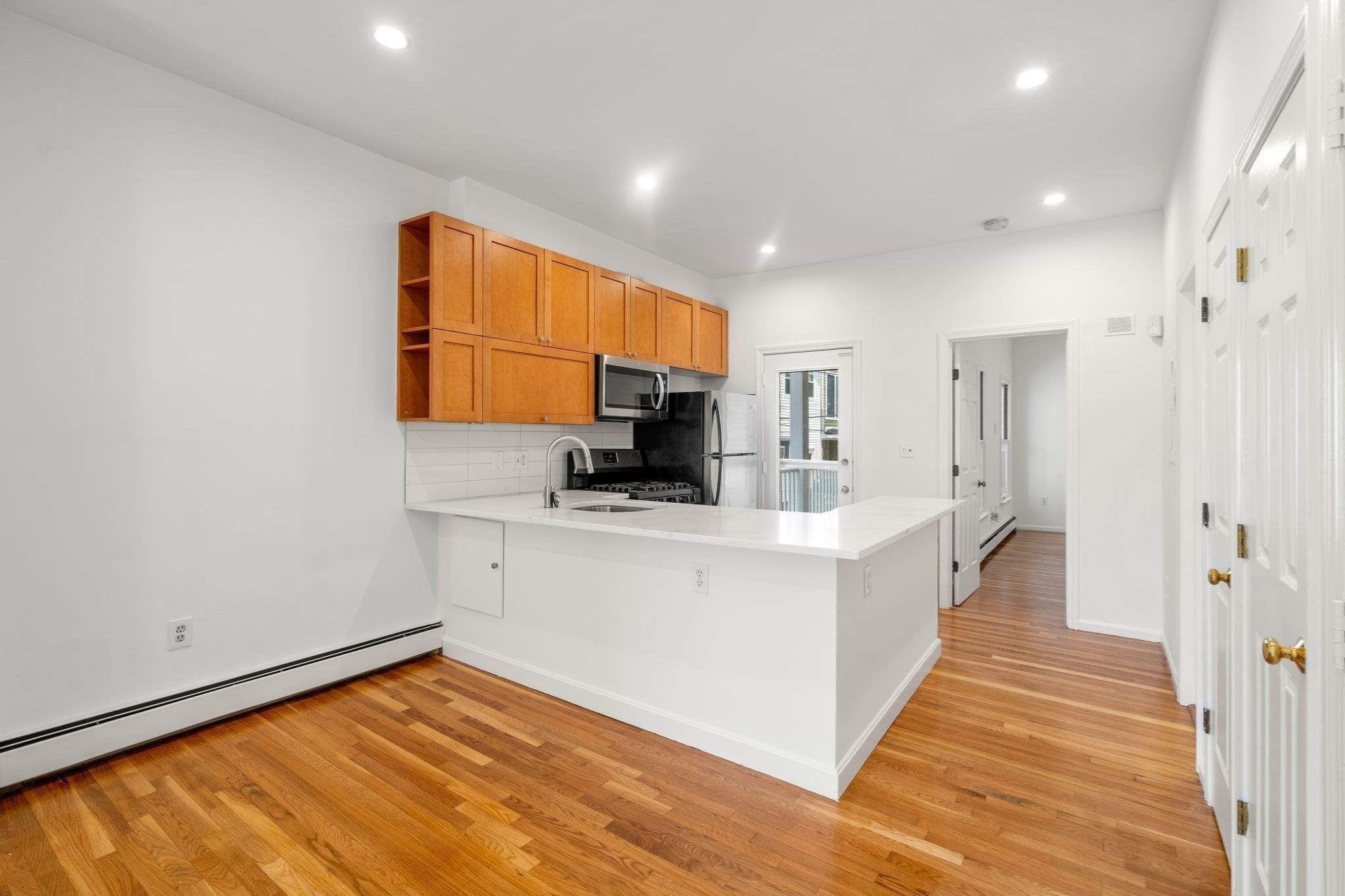 186 W 7th St Unit 1, South Boston, Boston, MA 02127 - Image 6