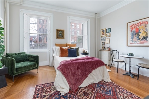 74 Mt Vernon St, Apt 1F