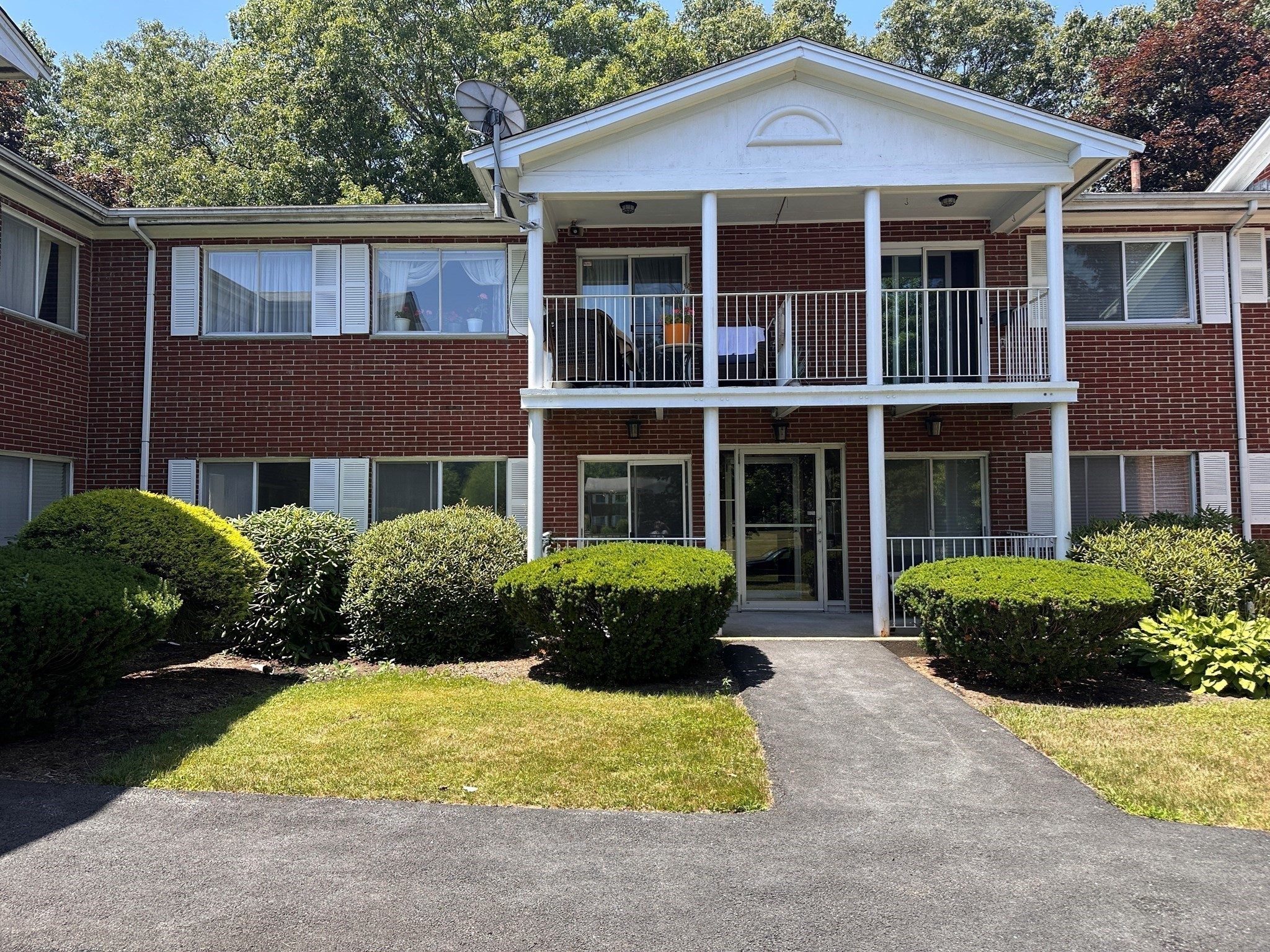 6 Bayberry Drive Unit 1, Sharon, MA 02067