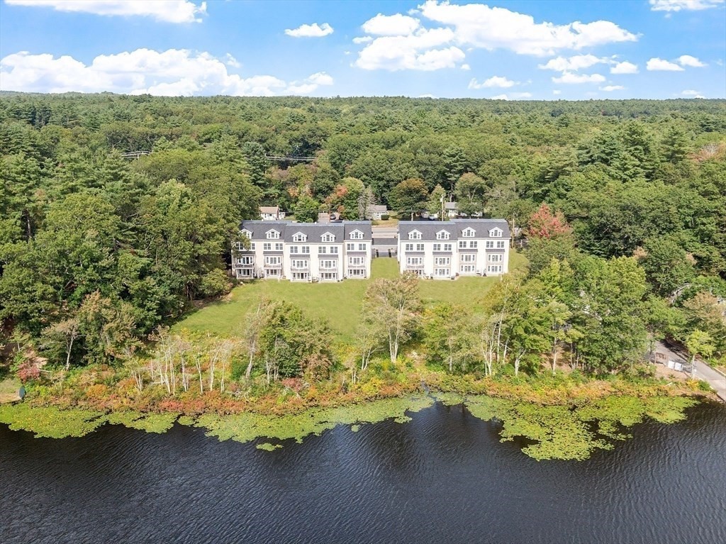 206 W Main St Unit 4, Georgetown, MA 01833