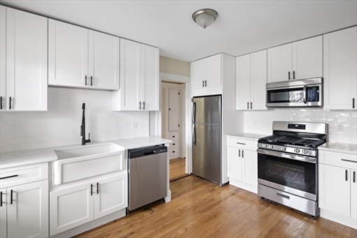 23 Thelma Rd, Apt 2