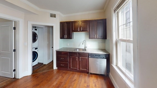 47 Iffley St, Apt 2