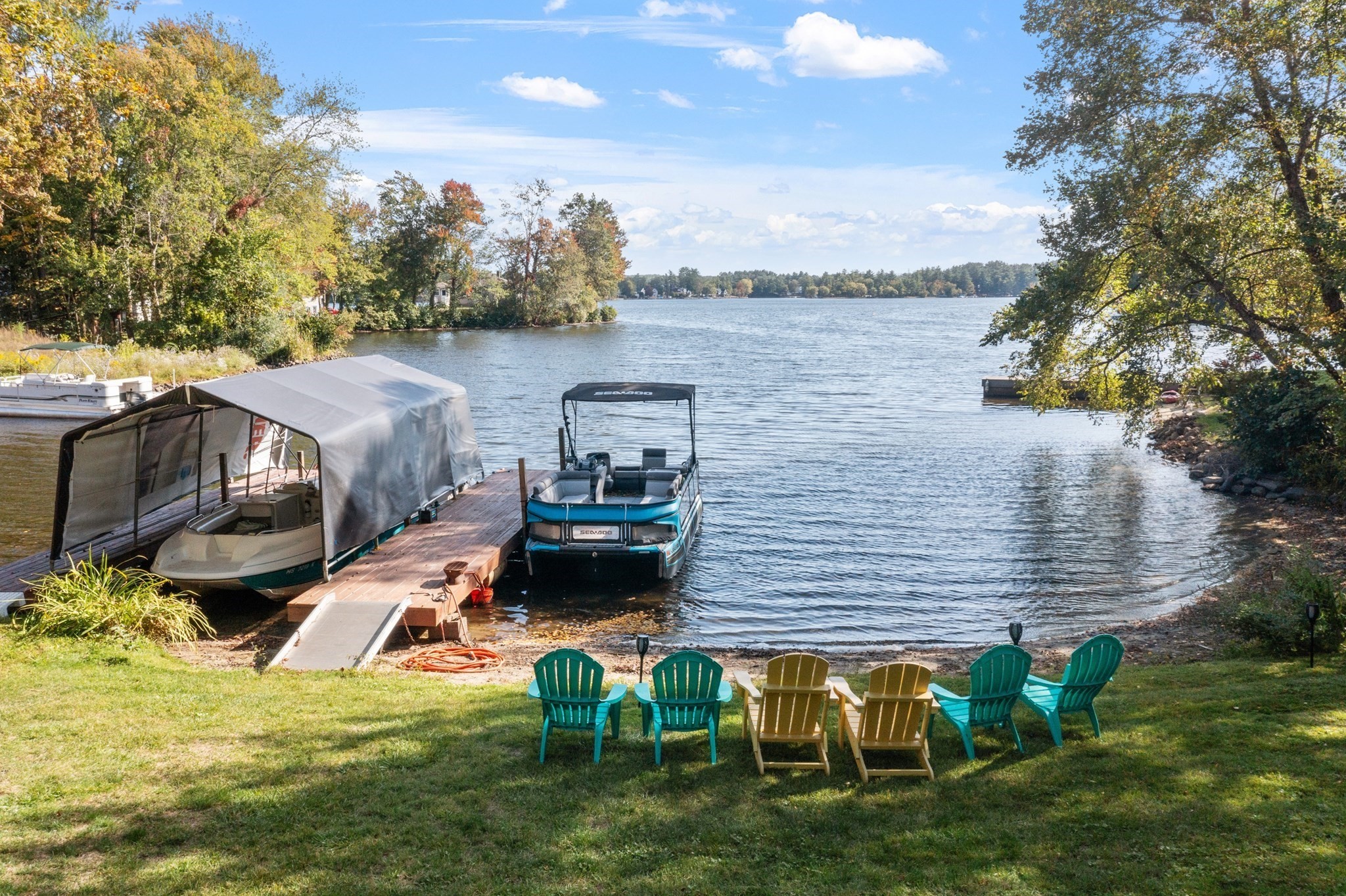 878 Flat Hill Rd, Lunenburg, MA 01462