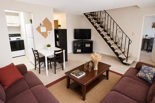 24 Highland Ave, Apt 11