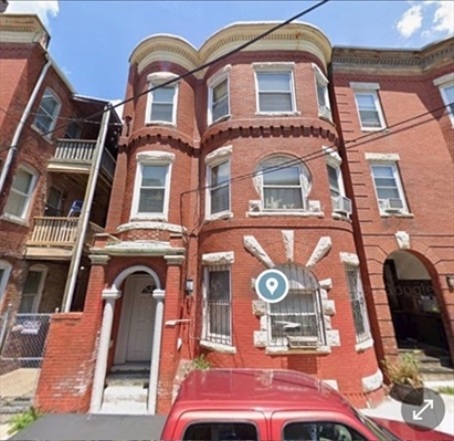 1 Mark St, Apt 3