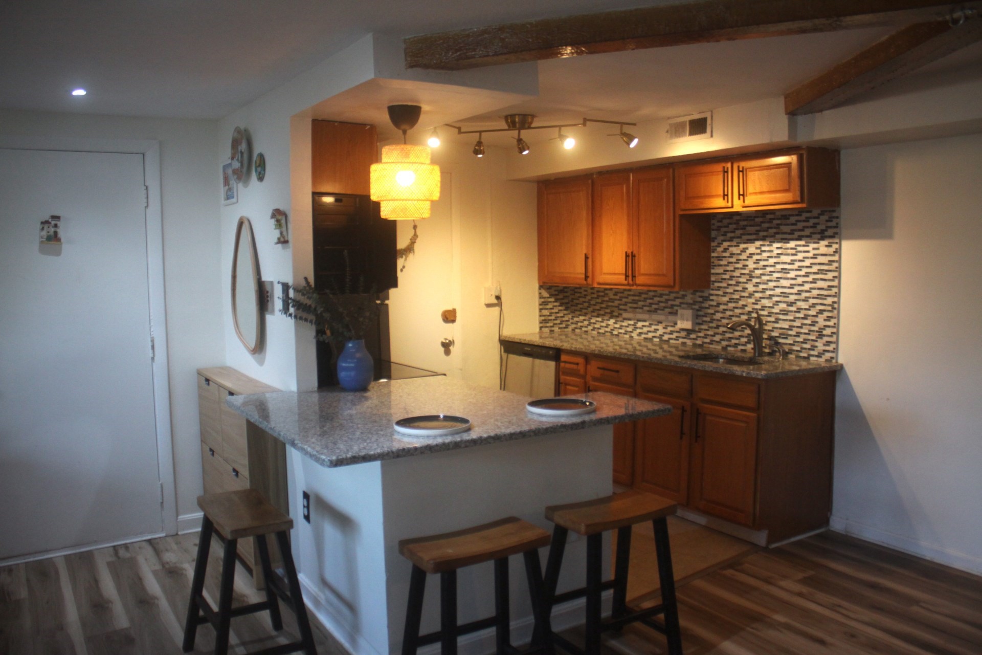 108 Oak Ln Unit 4, Brockton, MA 02301