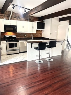 59 Broadway, Apt 3