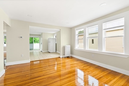 43 Wentworth St, Apt 1