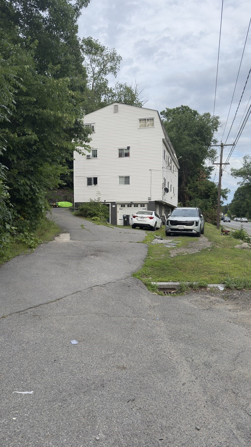 747 River St Unit 2, Haverhill, MA 01832