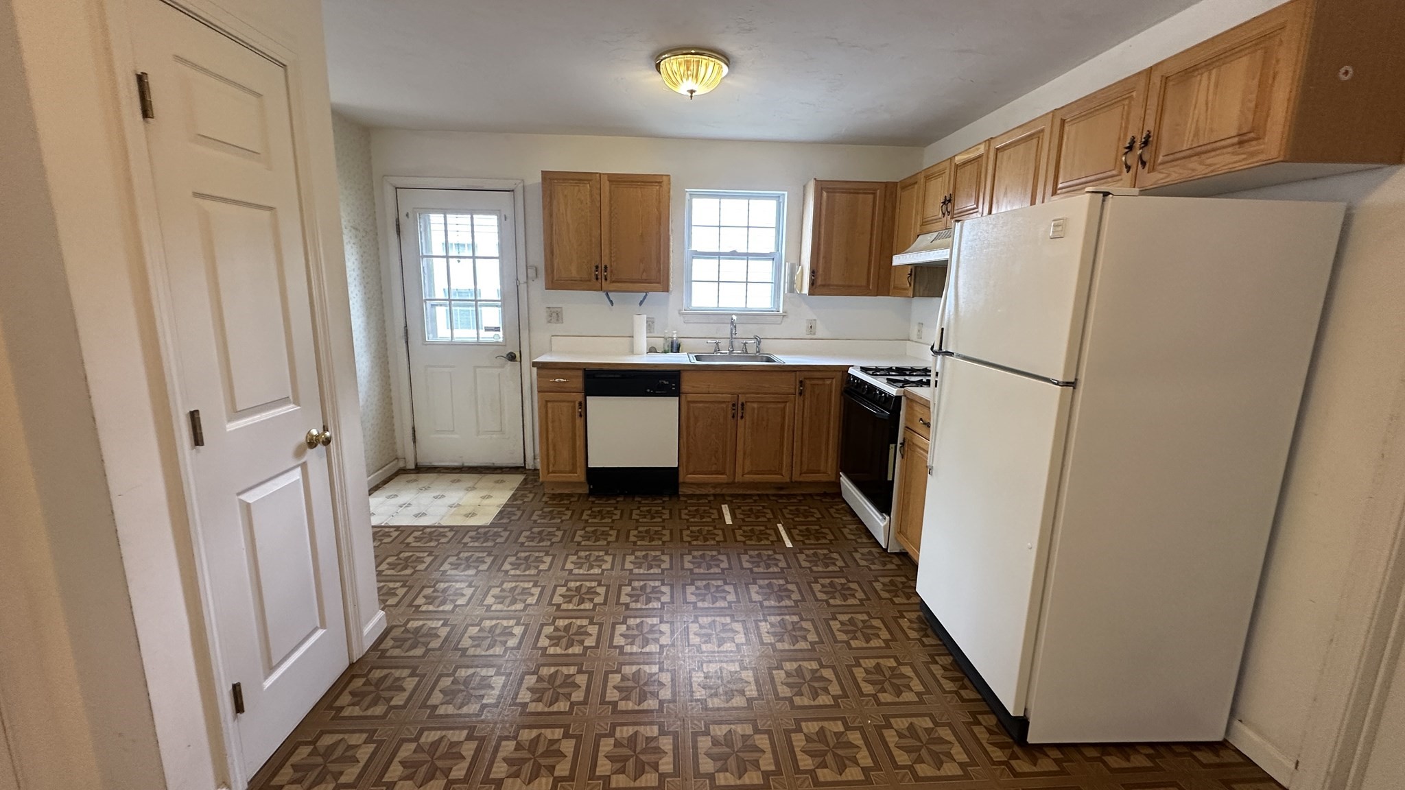 7 Tanners Path Unit 7, Middleboro, MA 01752 - Image 16