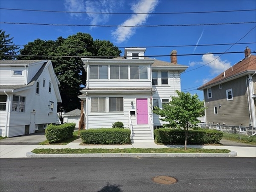 62 Royal St, Apt 2